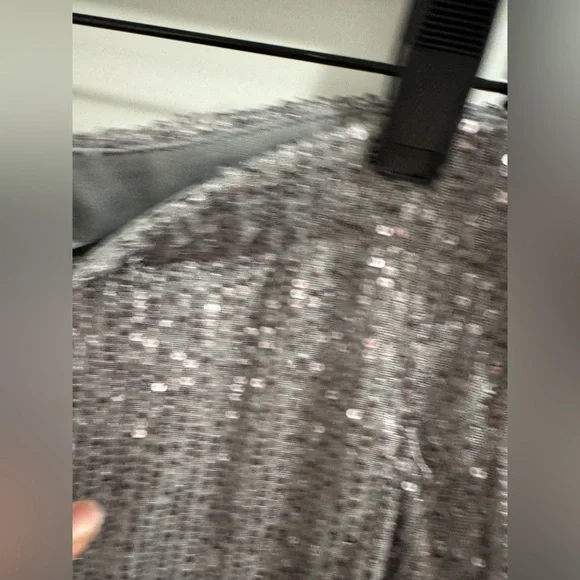 NWT ADIVA Silver Sequin Skirt - Picture 3 of 4